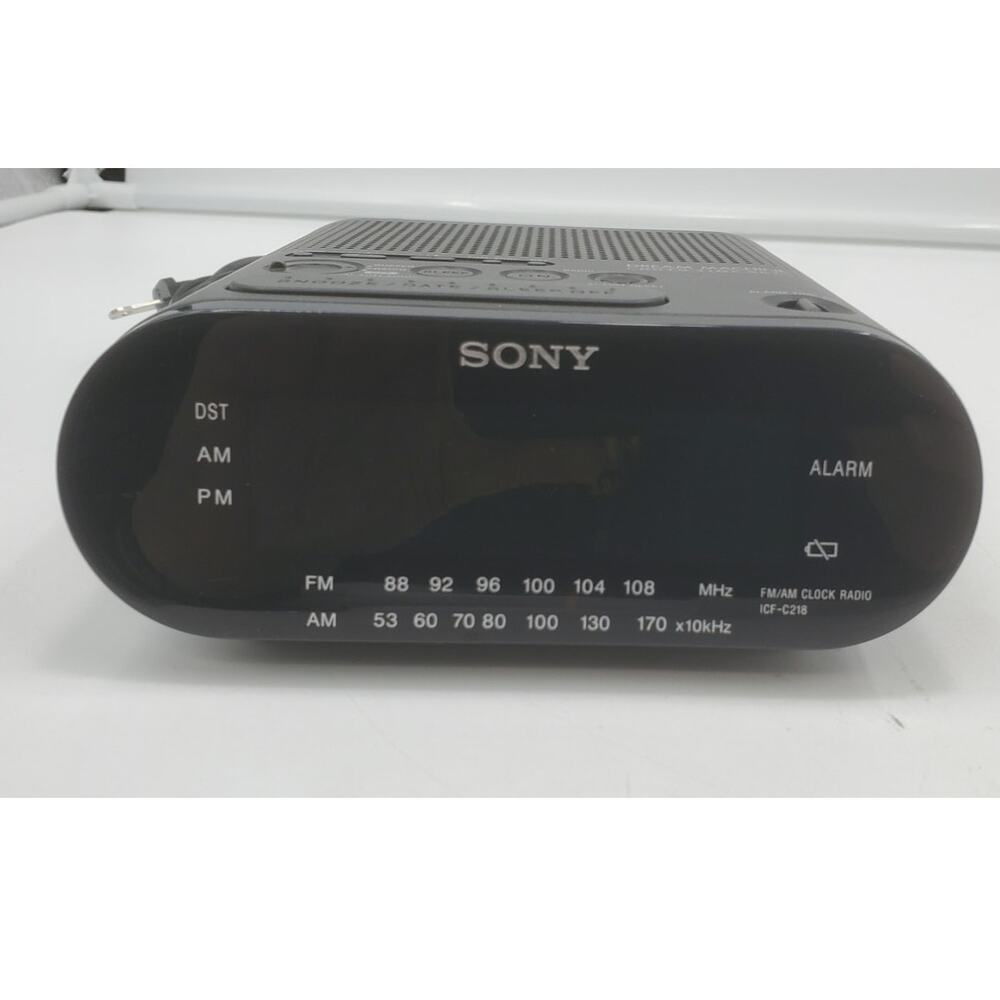 Sony ICF-C218  Dream Machine Alarm Clock Radio AM/FM LED **TESTED**
